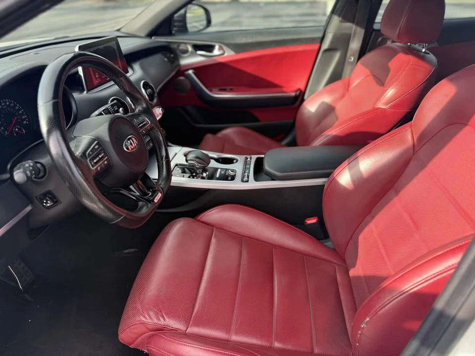 2020 Kia Stinger GT - Image 12 of 18