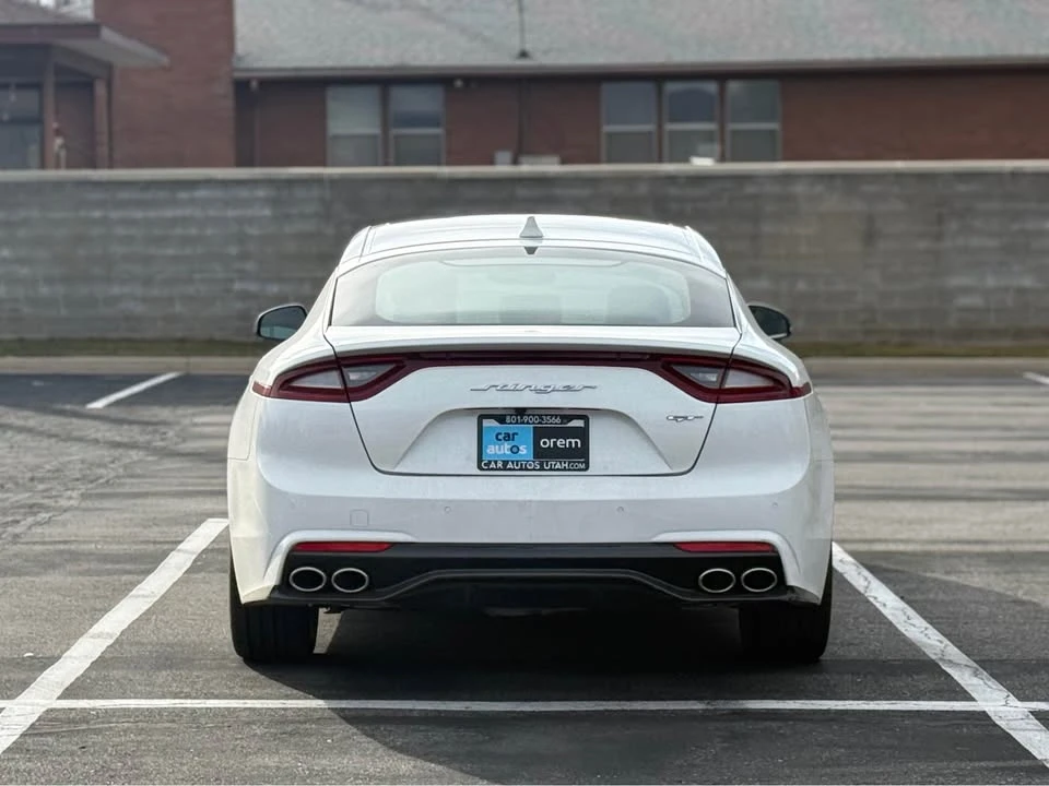 2020 Kia Stinger GT - Image 8 of 18