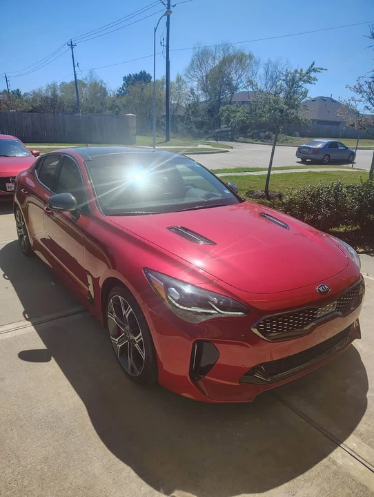 2020 Kia Stinger GT - Image 2 of 11