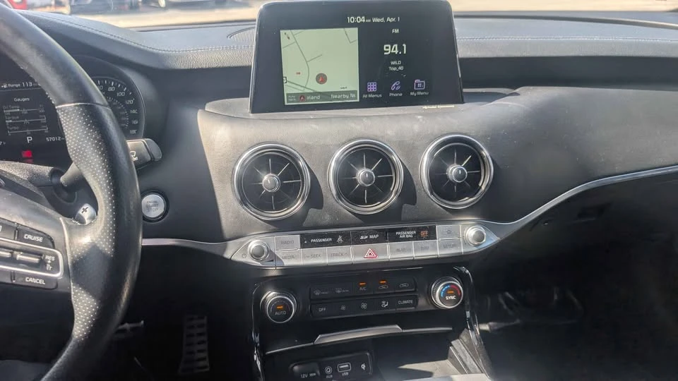 2020 Kia Stinger GT - Image 9 of 10