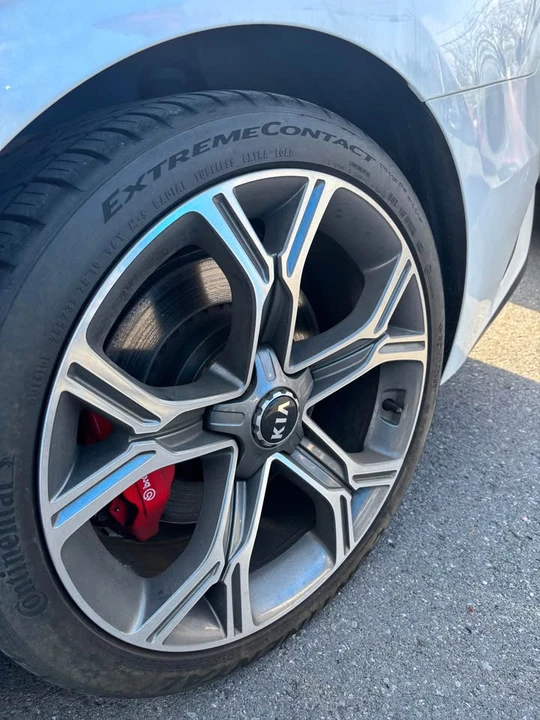 2020 Kia Stinger GT - Image 4 of 15