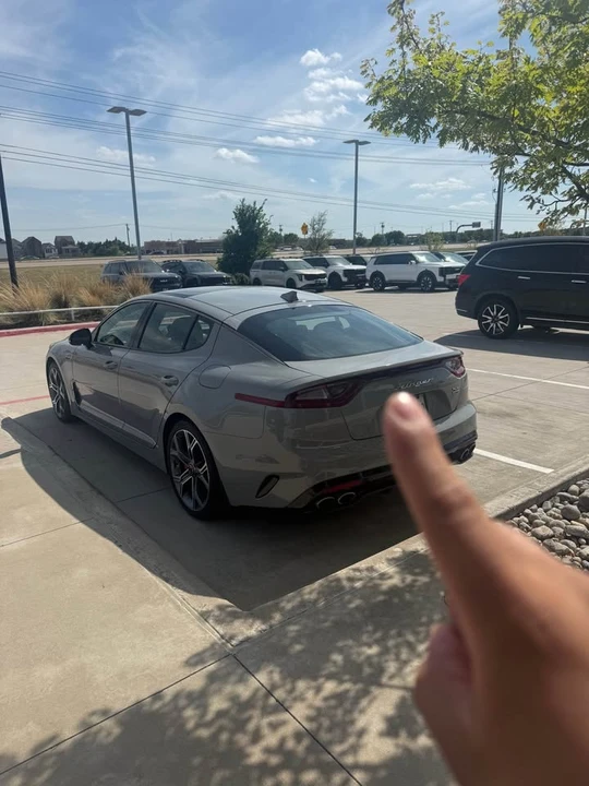 2020 Kia Stinger GT - Image 3 of 18