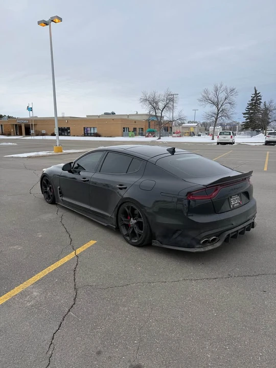 2020 Kia Stinger GT - Image 5 of 18