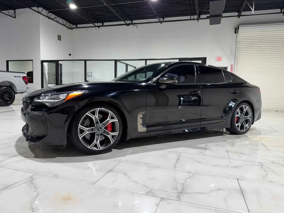 2020 Kia Stinger GT - Image 9 of 20