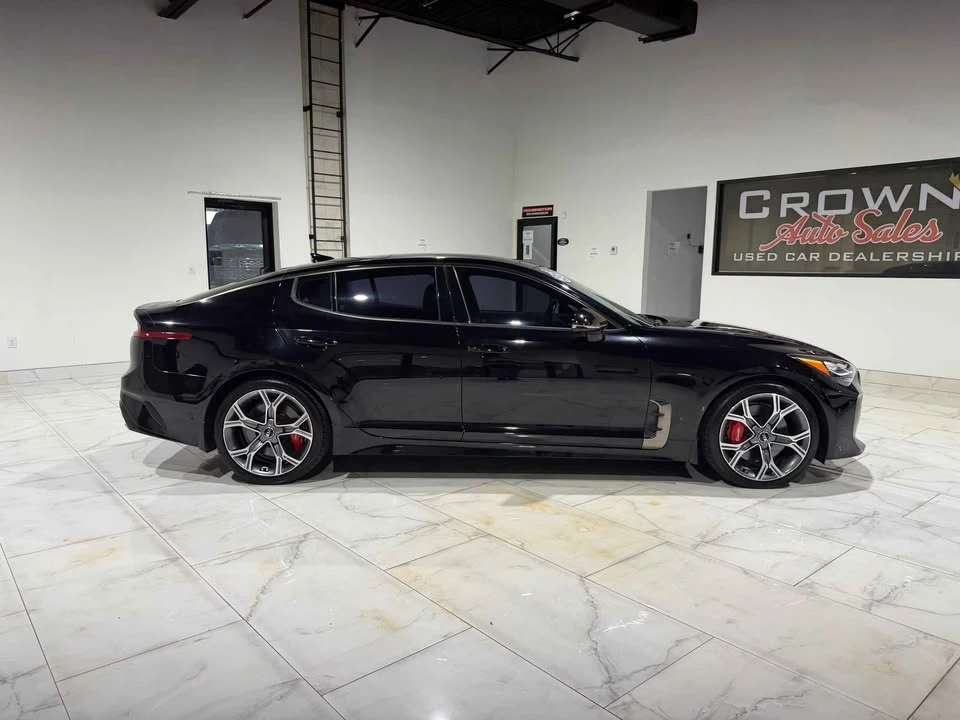 2020 Kia Stinger GT - Image 11 of 20
