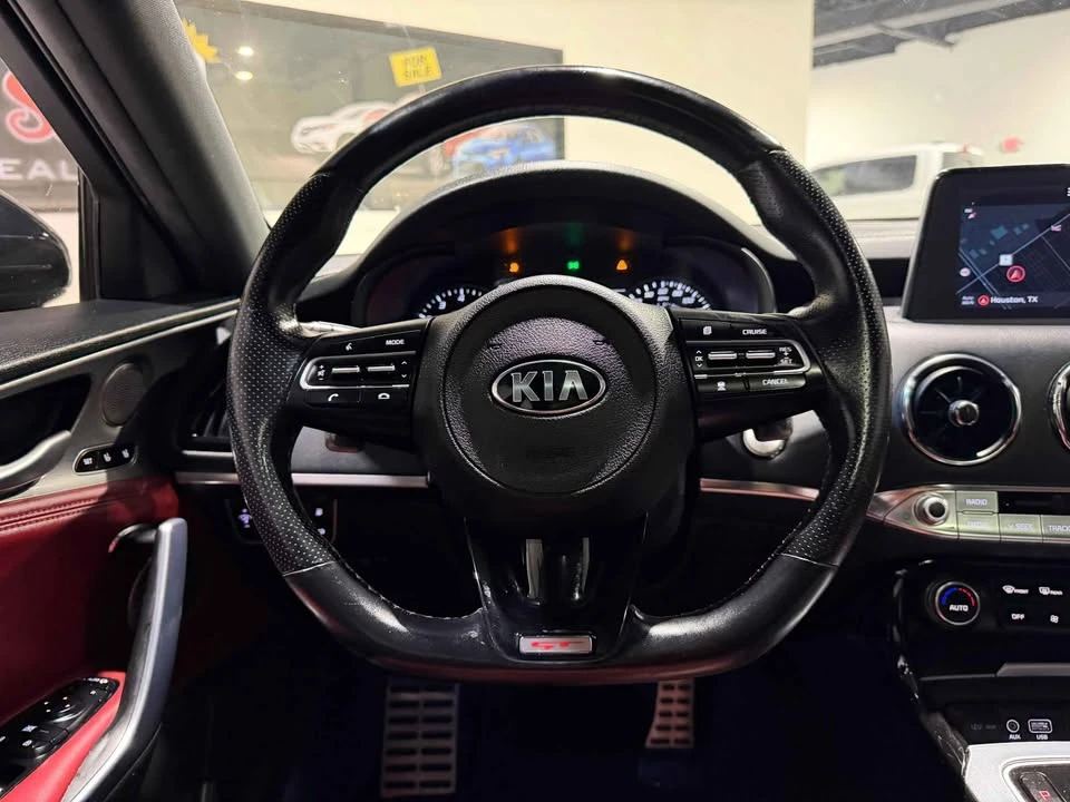 2020 Kia Stinger GT - Image 12 of 20