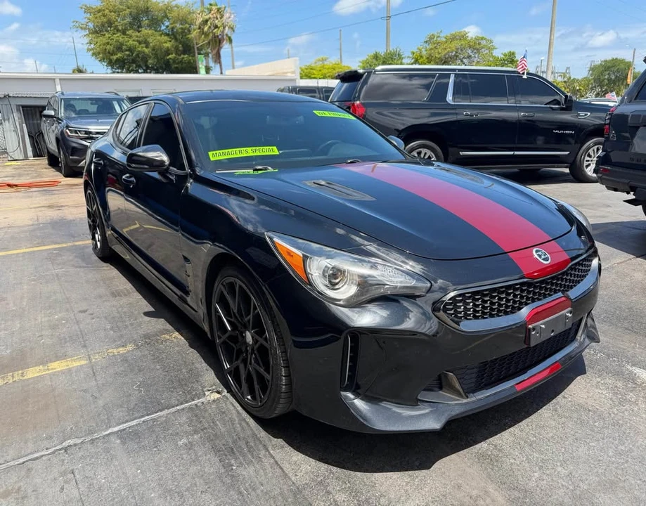 2020 Kia Stinger - Image 7 of 10