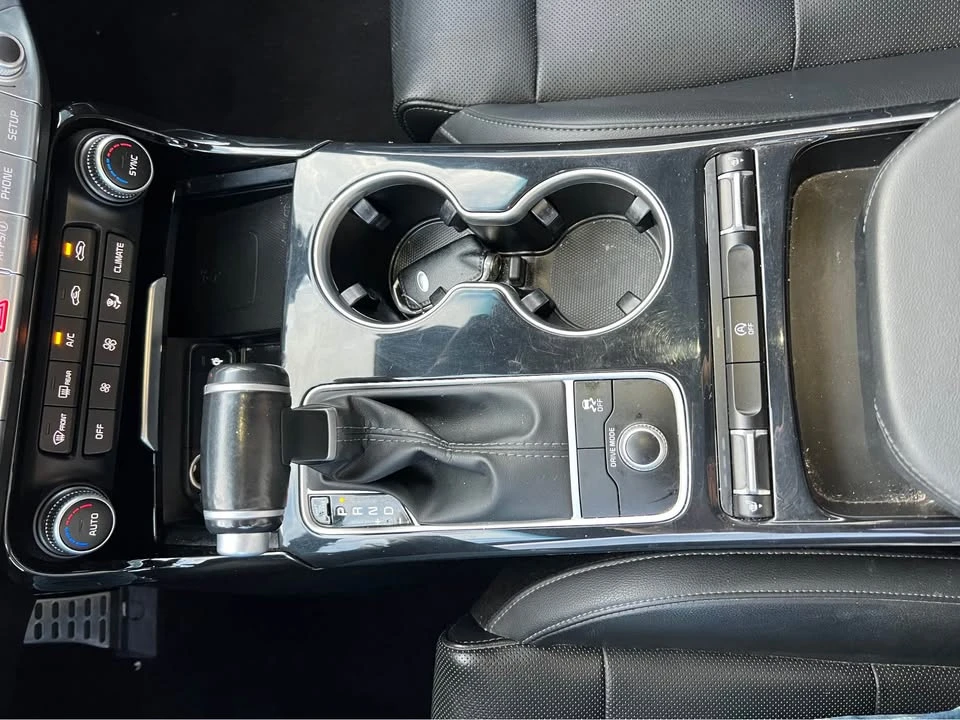 2020 Kia Stinger GT - Image 10 of 19