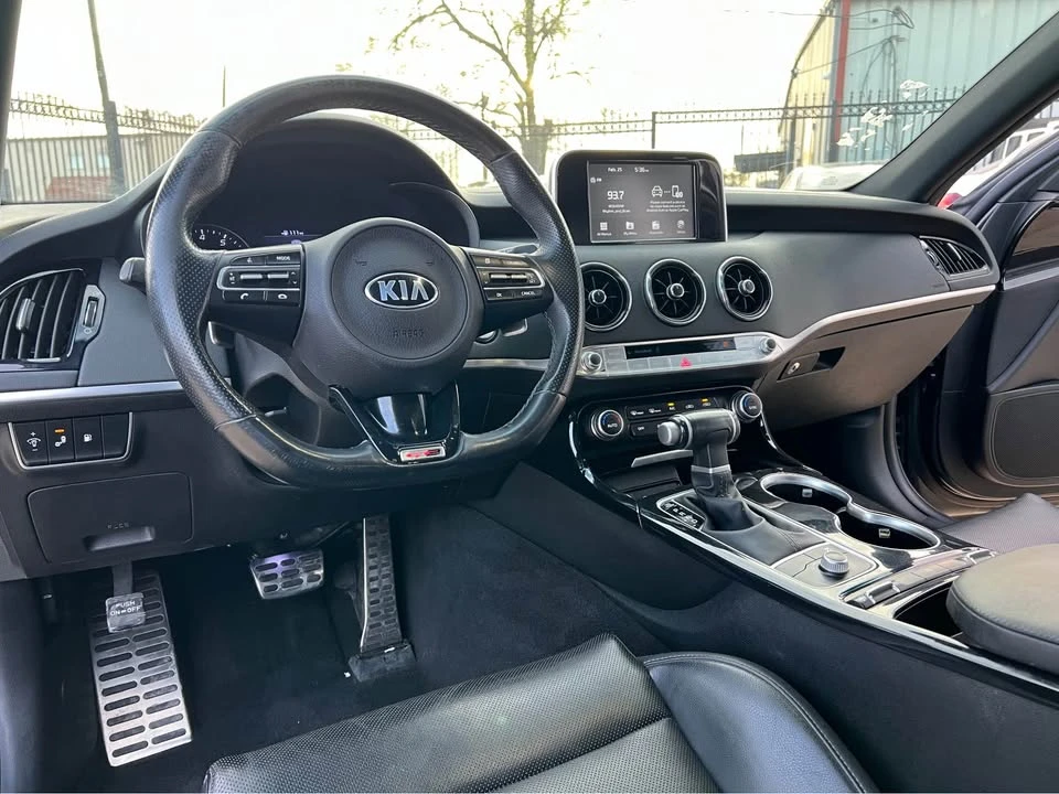 2020 Kia Stinger GT - Image 13 of 19
