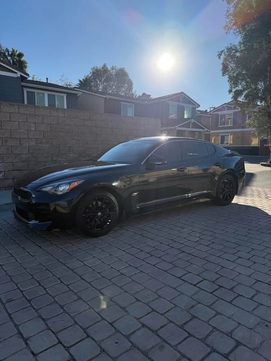 2020 Kia Stinger - Image 3 of 12