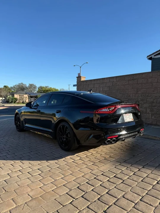 2020 Kia Stinger - Image 4 of 12