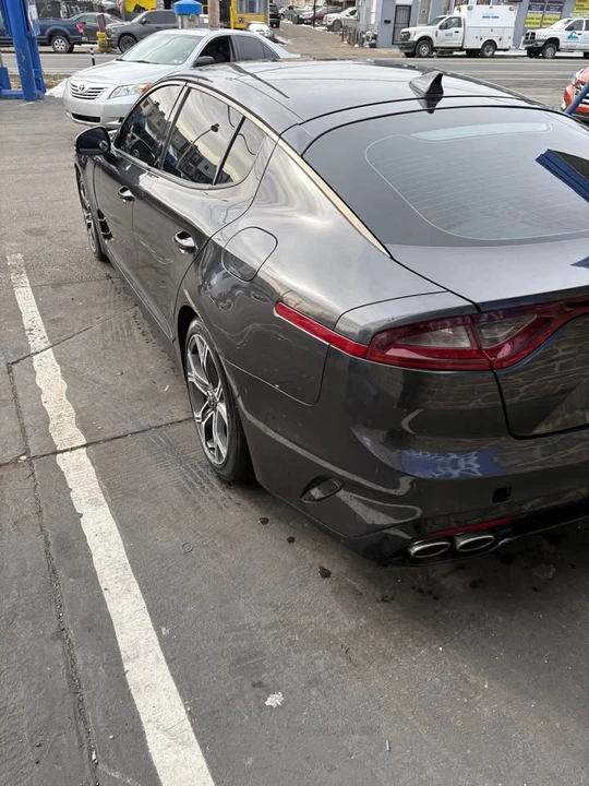 2020 Kia Stinger - Image 5 of 7