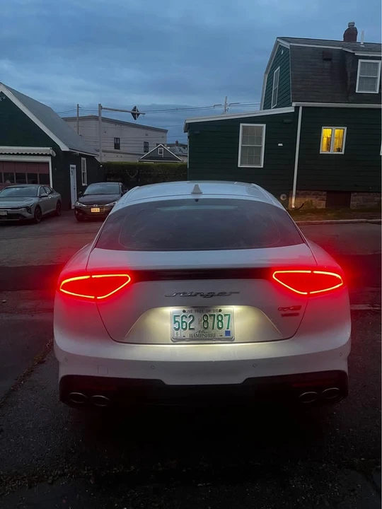 2020 Kia Stinger - Image 3 of 9