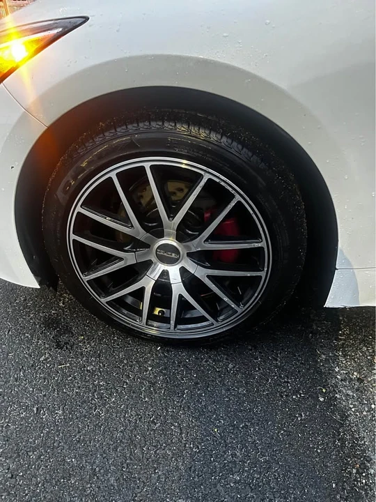 2020 Kia Stinger - Image 9 of 9