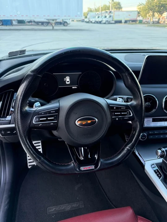 2020 Kia Stinger GT - Image 5 of 8