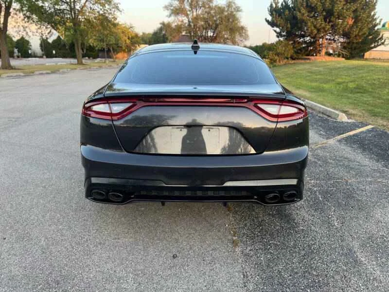 2020 Kia Stinger - Image 6 of 18