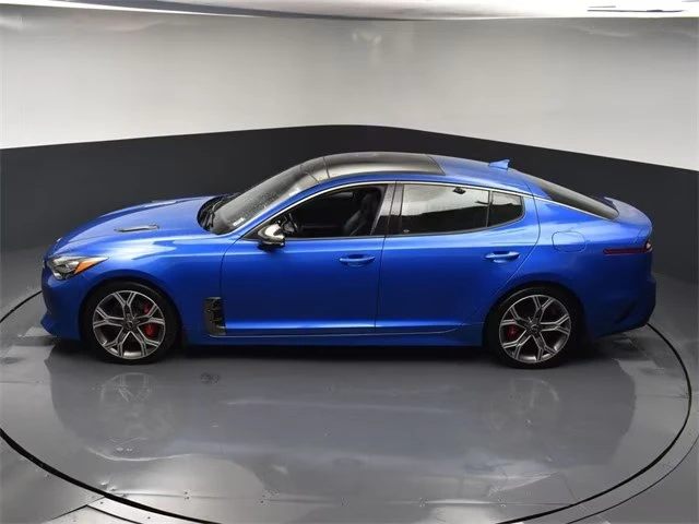 2020 Kia Stinger GT - Image 7 of 20