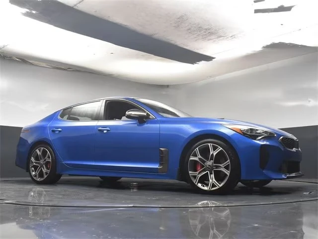 2020 Kia Stinger GT - Image 11 of 20