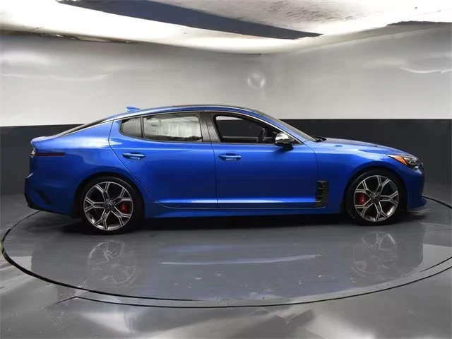 2020 Kia Stinger GT - Image 19 of 20