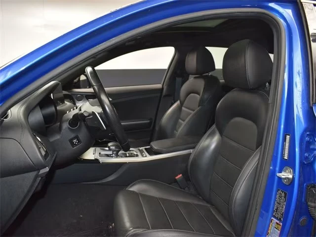 2020 Kia Stinger GT - Image 10 of 20