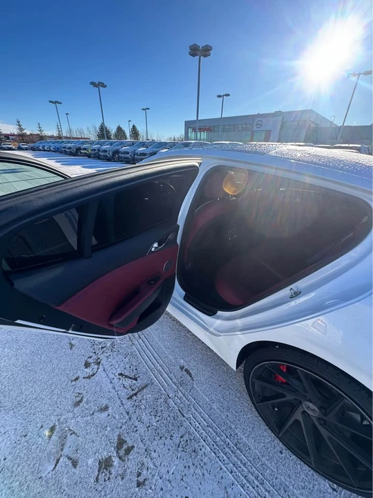 2020 Kia Stinger GT - Image 14 of 16