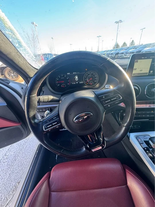 2020 Kia Stinger GT - Image 12 of 16