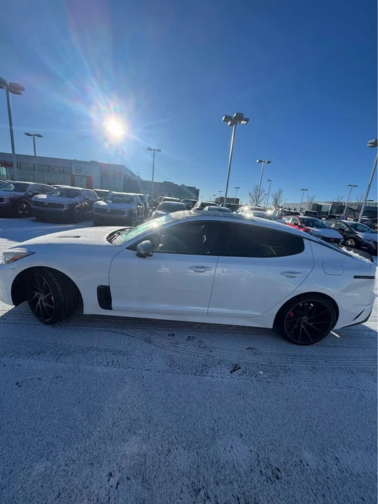 2020 Kia Stinger GT - Image 3 of 16