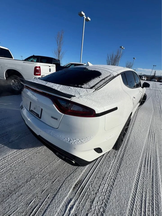 2020 Kia Stinger GT - Image 6 of 16