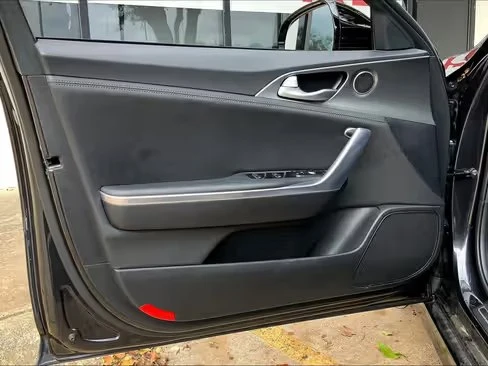 2020 Kia Stinger GT - Image 19 of 19