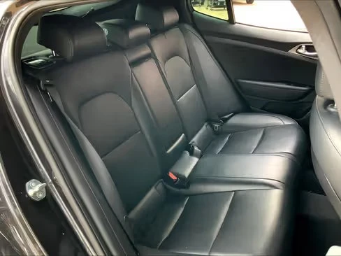2020 Kia Stinger GT - Image 17 of 19