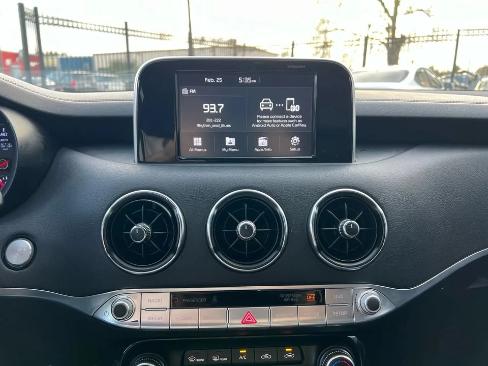 2020 Kia Stinger GT - Image 7 of 19