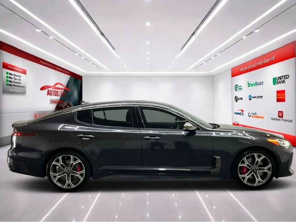 2020 Kia Stinger GT - Image 8 of 20