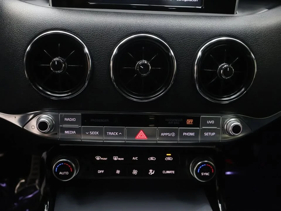2020 Kia Stinger GT - Image 18 of 20
