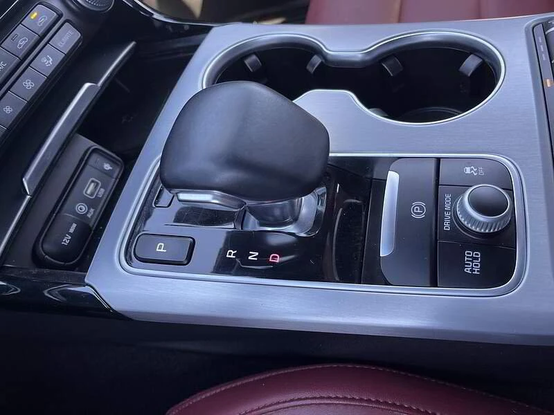 2020 Kia Stinger GT - Image 10 of 12