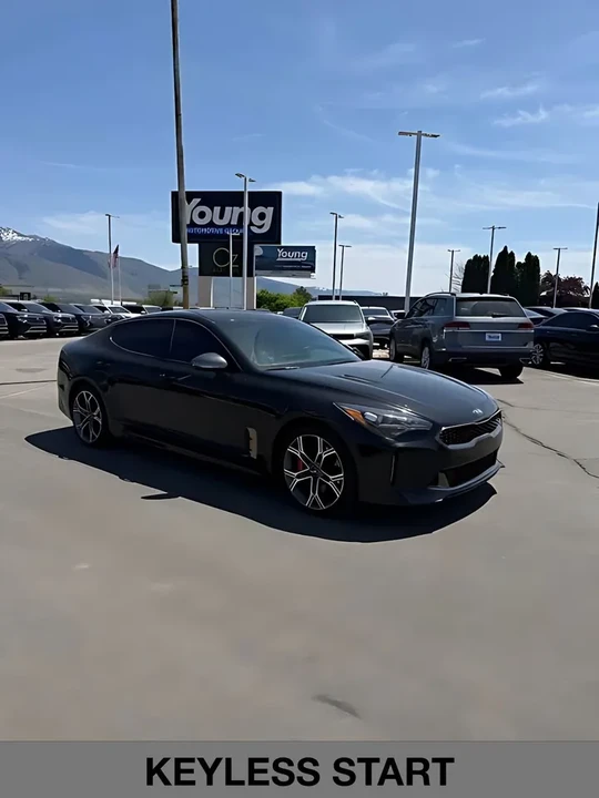 2020 Kia Stinger GT - Image 7 of 11