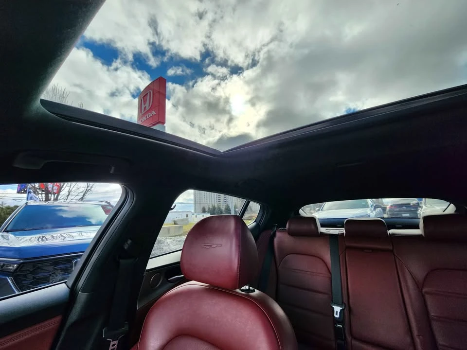 2020 Kia Stinger GT - Image 14 of 20