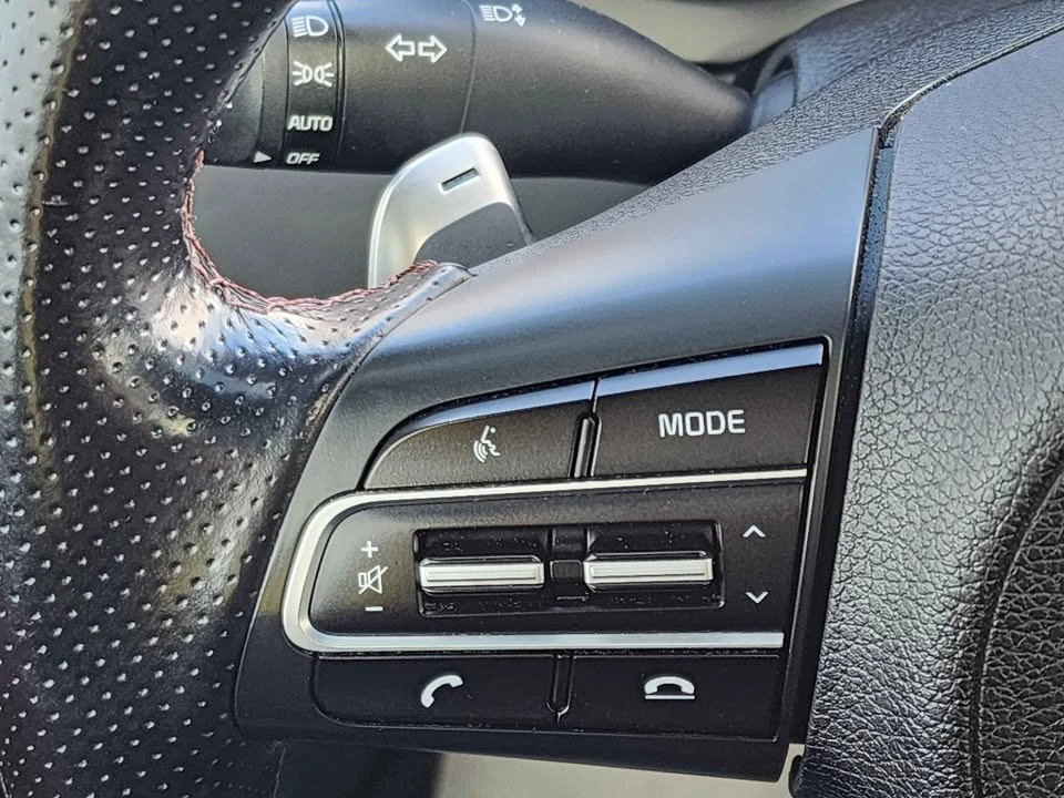2020 Kia Stinger GT - Image 16 of 20