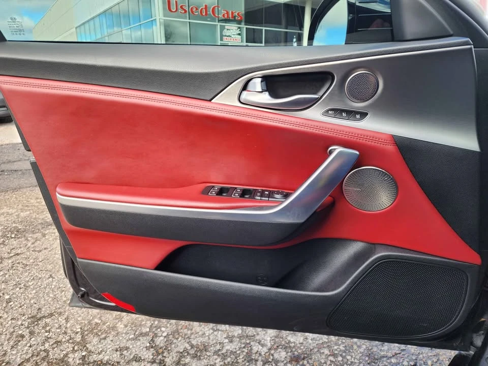 2020 Kia Stinger GT - Image 9 of 20