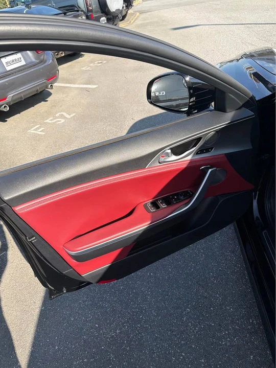 2020 Kia Stinger GT - Image 13 of 20