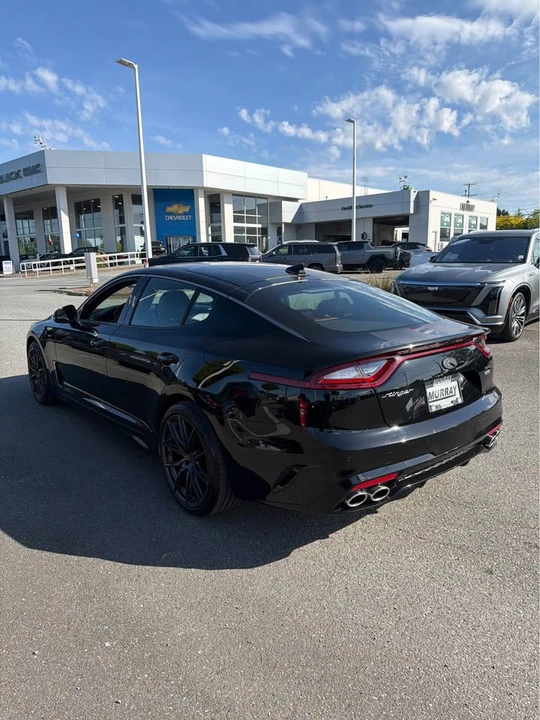 2020 Kia Stinger GT - Image 8 of 20
