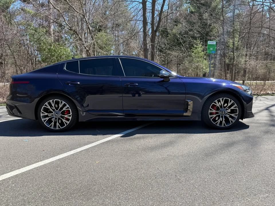 2020 Kia Stinger GT - Image 5 of 13