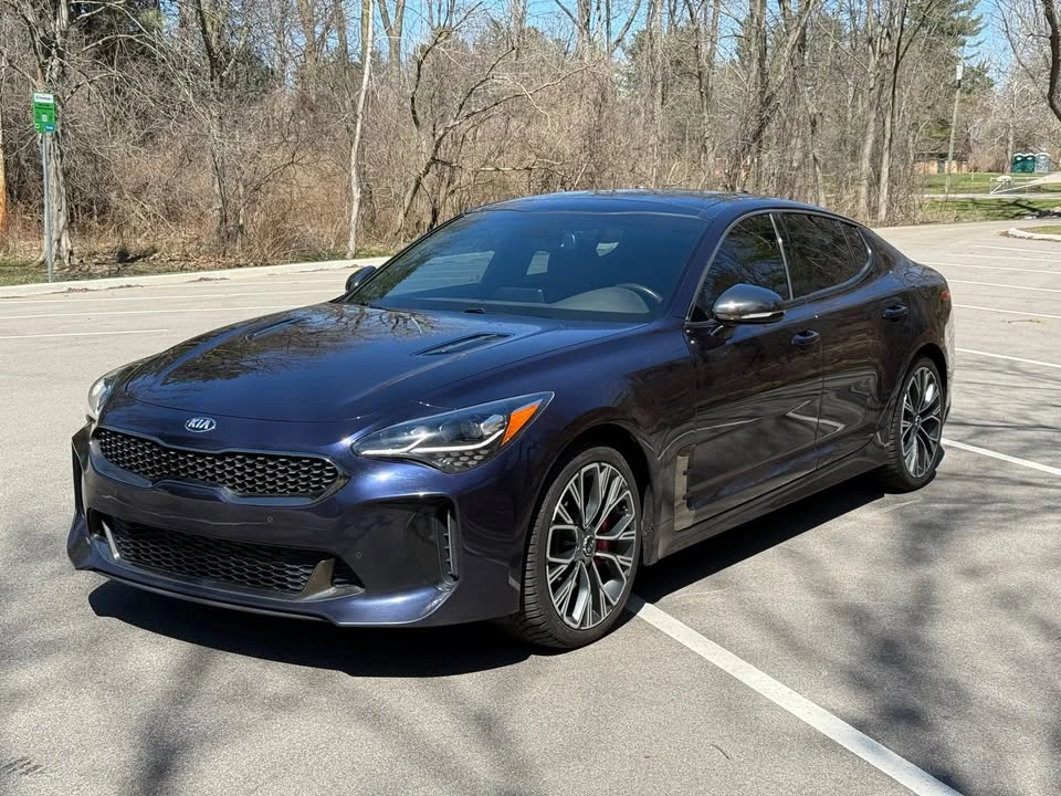 2020 Kia Stinger GT - Image 2 of 13