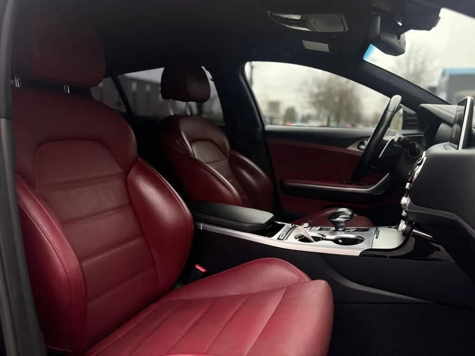 2020 Kia Stinger GT - Image 14 of 16