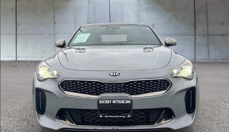 2020 Kia Stinger GT - Image 2 of 16