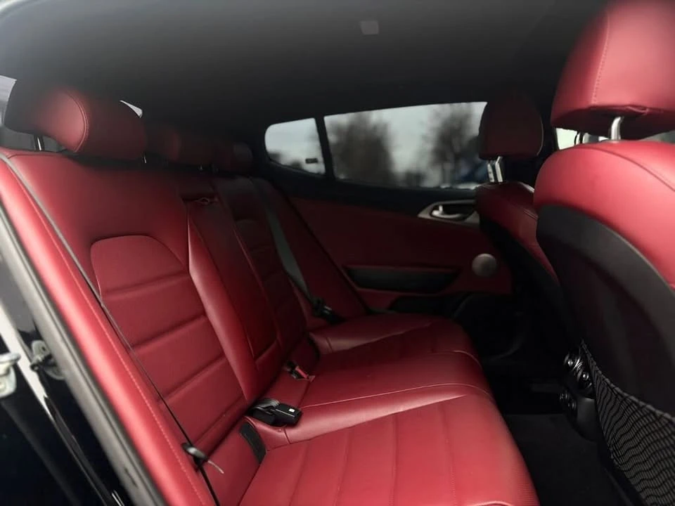 2020 Kia Stinger GT - Image 15 of 16