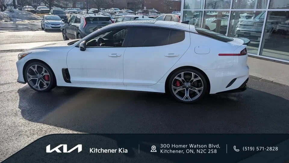 2020 Kia Stinger GT - Image 8 of 20