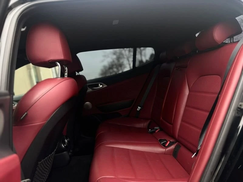 2020 Kia Stinger GT - Image 18 of 20