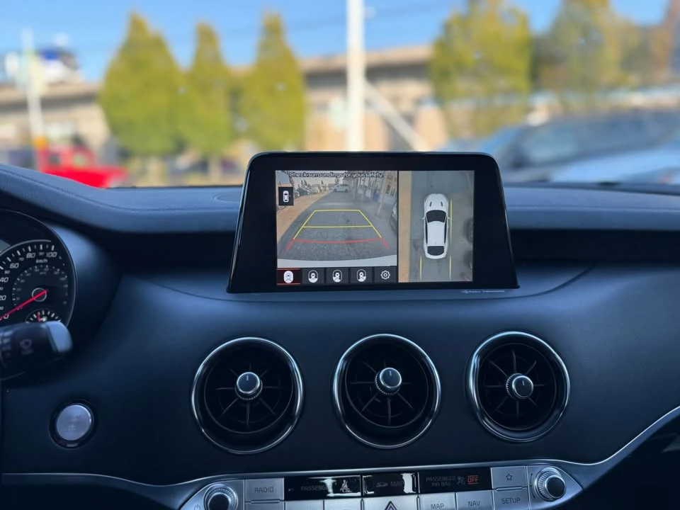 2020 Kia Stinger GT - Image 10 of 14