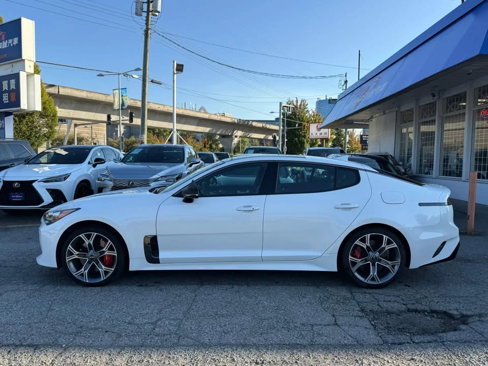 2020 Kia Stinger GT - Image 7 of 18