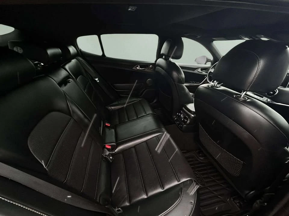 2020 Kia Stinger GT - Image 14 of 20